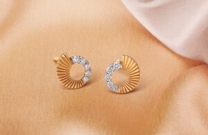 13 Bizarre Gold Earrings Facts You Need to Know
